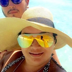 Meet your Posher, Mayra