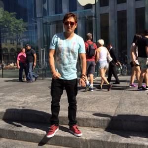 Meet your Posher, Tenzin