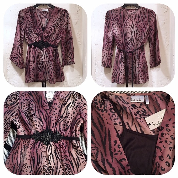 Nicki by Nicole Miller Leopard Print Blouse NWT - Picture 4 of 4