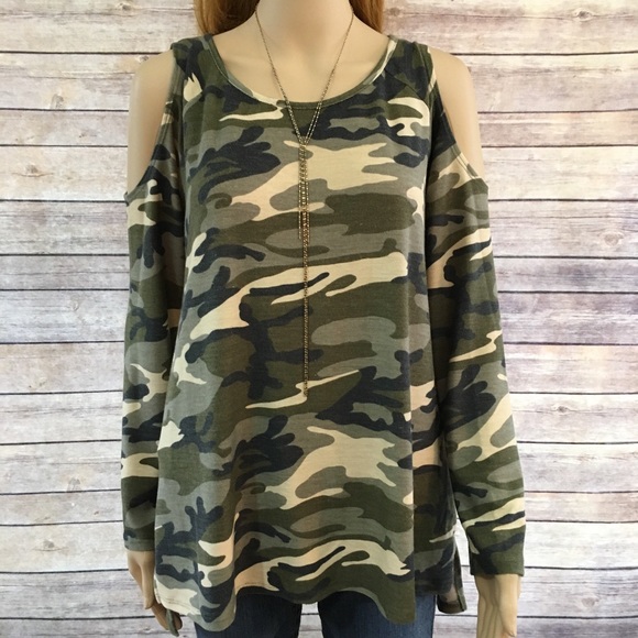 Cold-shoulder Camo in Olive - Picture 5 of 8