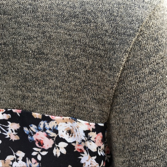 Floral Ruffle Sweater - Picture 8 of 8