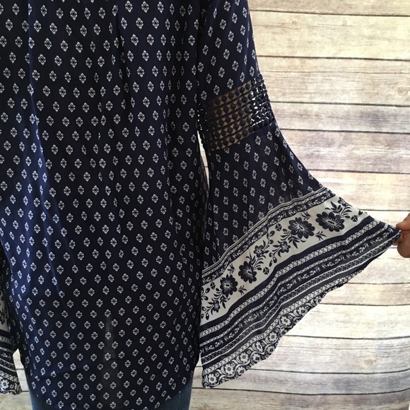 Bell-Sleeve Top - Picture 7 of 8