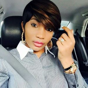 Meet your Posher, Amina