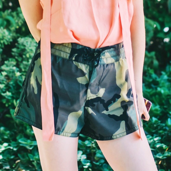 BIRDWELL Camo Shorts