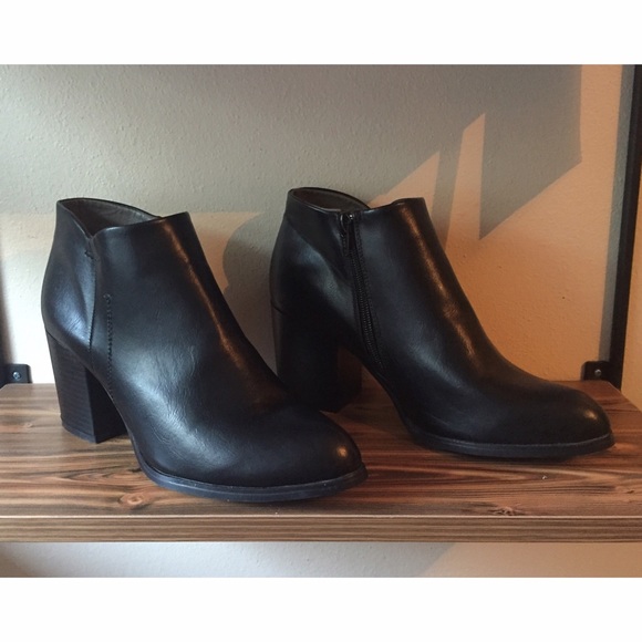 Truffle Collection dacota heeled ankle boots