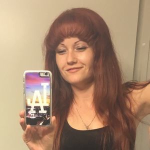 Meet your Posher, Genevieve