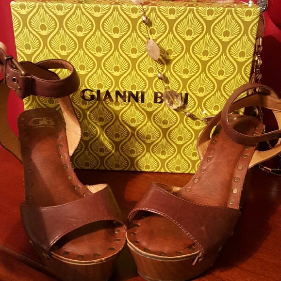 Gianni Bini Wedge Heels "NEW"
