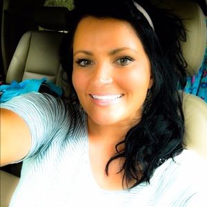 Meet your Posher, Leann