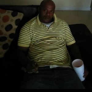 Meet your Posher, Carlos