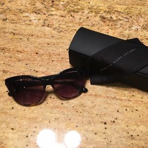 SOLD 🎉 Marc by Marc Jacobs sunglasses