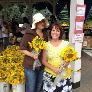 Meet your Posher, Laura