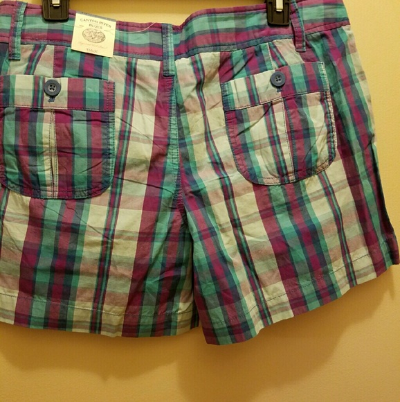 Checker cargo shorts. NWT. Size 10 - Picture 4 of 4