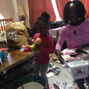 Meet your Posher, Cynthia