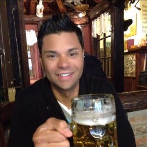 Meet your Posher, Eric