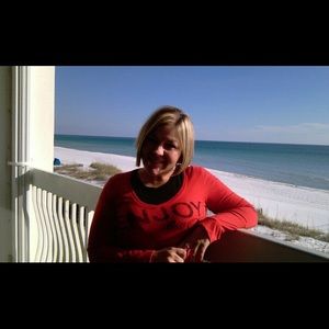 Meet your Posher, Christy