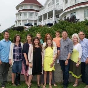 Meet your Posher, Dona