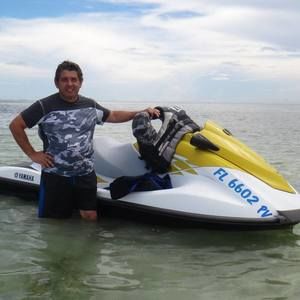 Meet your Posher, Jose