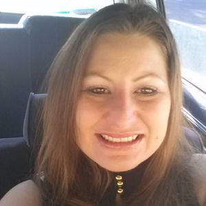 Meet your Posher, Clellie