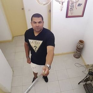 Meet your Posher, Marcos