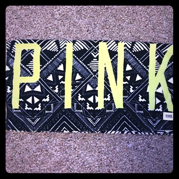 VS towel MAKE ME AN OFFER