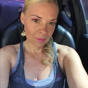 Meet your Posher, Lesley