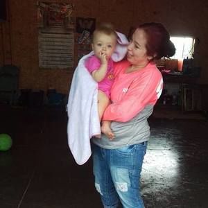 Meet your Posher, Sharon