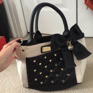 BRAND NEW Betsy Johnson purse