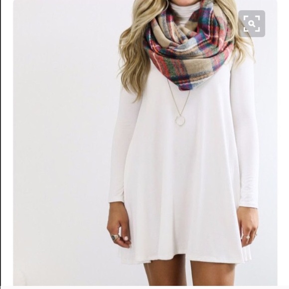 AVAILABLE NOW! Plaid flannel blanket scarf - Picture 4 of 4