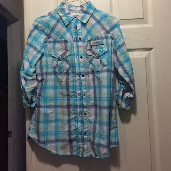 NWOT woman's fishing shirt