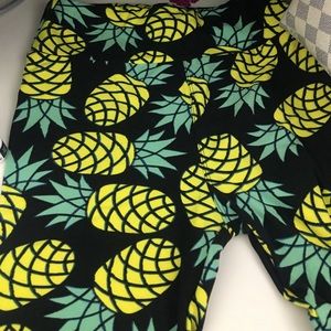 LulaRoe Unicorn Pineapple Leggings