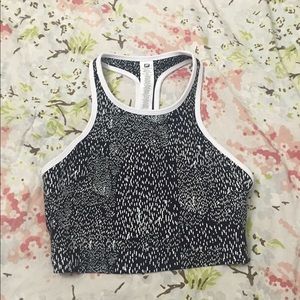 Fabletics black and white crop top
