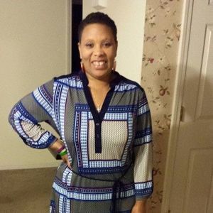 Meet your Posher, Cynthia