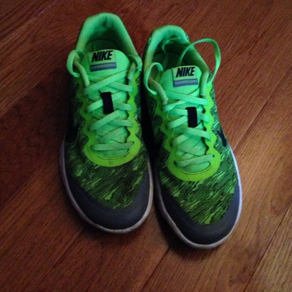 Nike Flex Experience RN 4