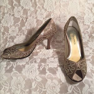 Caparros Sequence 3" high heels