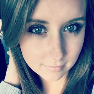 Meet your Posher, Joni