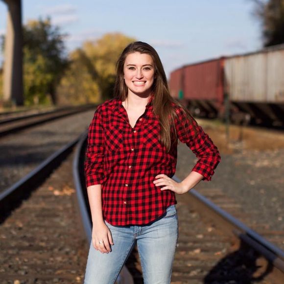 Meet your Posher, Riley