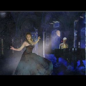 Meet your Posher, Marianne