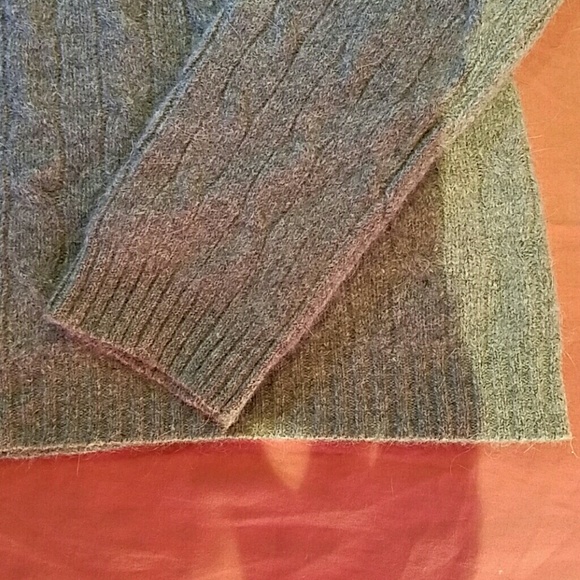 American Eagle Outfitters Crew Neck Sweater - Picture 3 of 4