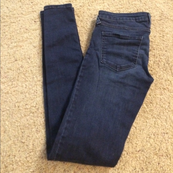 Skinny jeans