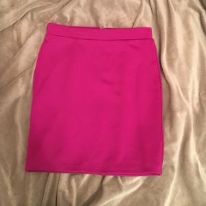 Forever 21 Fuchsia Skirt Size Small