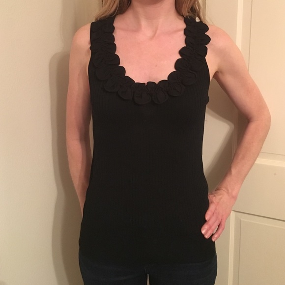 Limited black stretch flower tank - Picture 1 of 3
