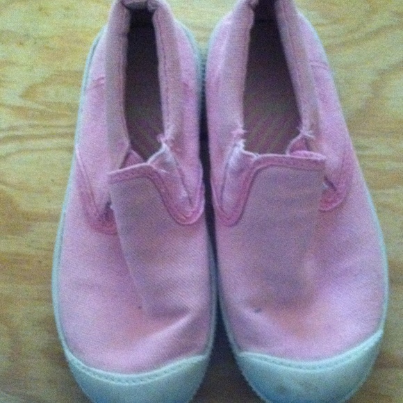 Pink canvas shoes size 13