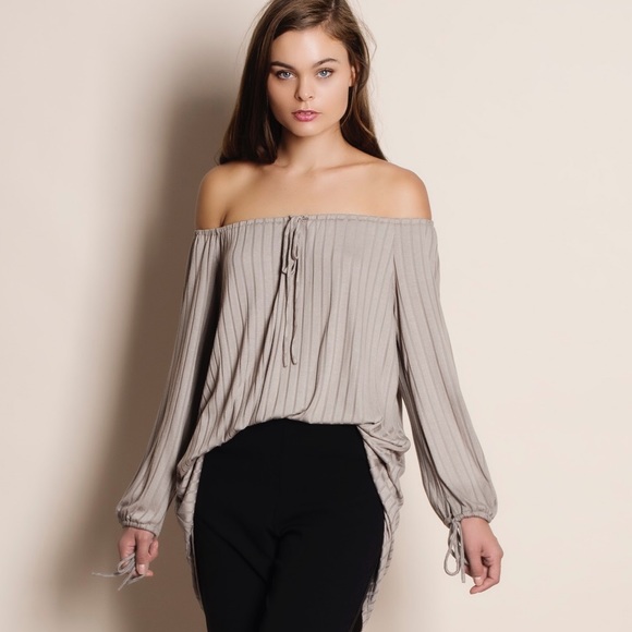 Off Shoulder Ribbed Tunic Top - Picture 2 of 4
