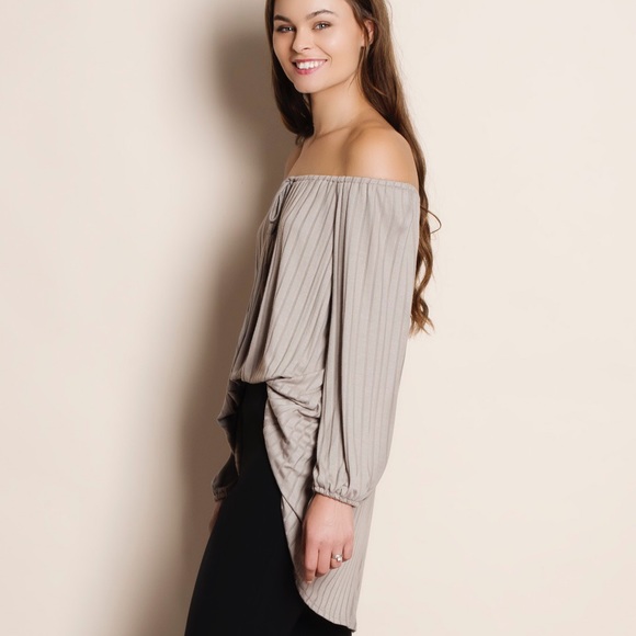 Off Shoulder Ribbed Tunic Top - Picture 3 of 4