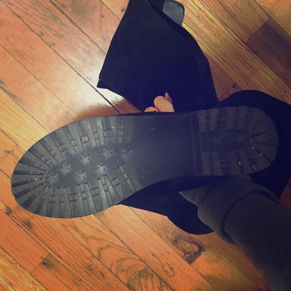 Similar to Stuart Weitzman5050 boots