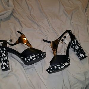 ***TORRID PLATFORM HEELS
