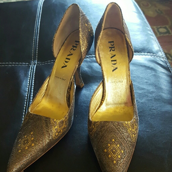 Prada gold tapestry shoe - Picture 1 of 4