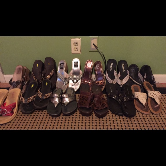 Bundle of shoes .. Sizes range 7.5 to 9 . - Picture 1 of 1