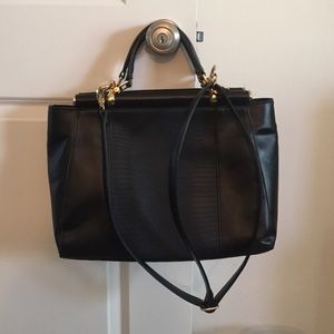 Beautiful black handbag NWOT