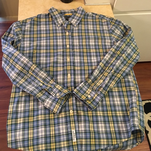 Women's Plaid Abercrombie Shirt.